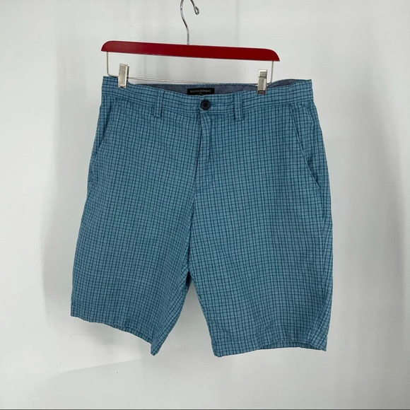 Banana Republic plaid flat front shorts 32 - Picture 1 of 5
